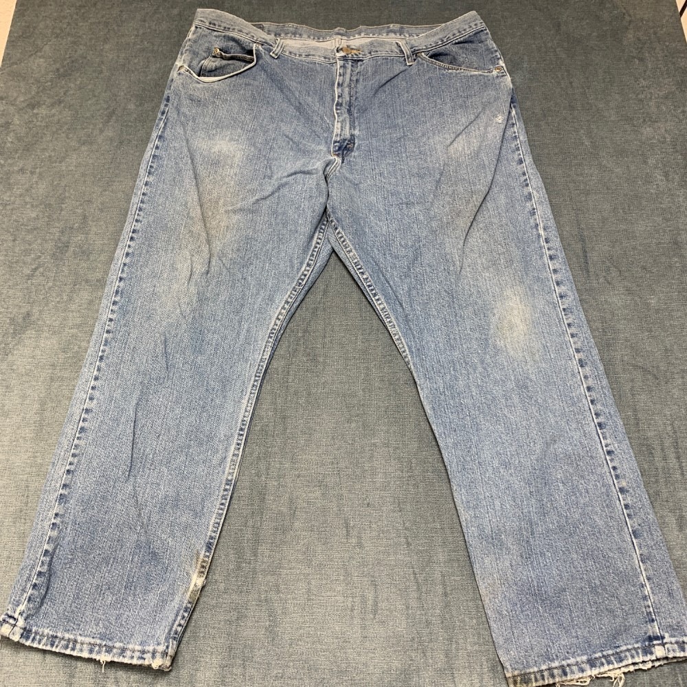 Wrangler Jeans Mens 42x30 Blue Denim Cotton All Seasons Travel Straight Leg